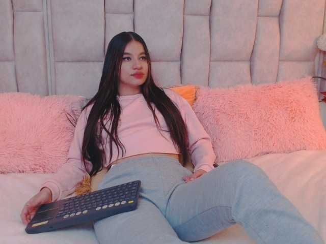 사진 MiaDunof1 hi guys i want you to vibrate me .im addicted to feeling , pink toy ready mmm lets fuck me