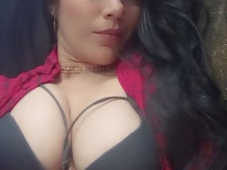 에로틱 한 영상 채팅 Miahernandez1