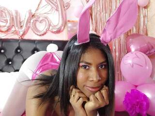 에로틱 한 영상 채팅 miaJohnson