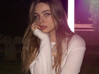 에로틱 한 영상 채팅 MiaMey