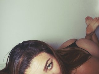 에로틱 한 영상 채팅 Miastarx