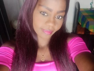 에로틱 한 영상 채팅 Michaelacox2