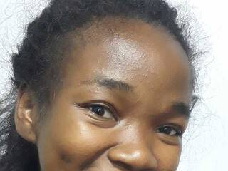 에로틱 한 영상 채팅 Michelinea