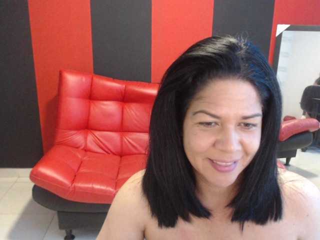 방송 스크린 샷 michell-madur