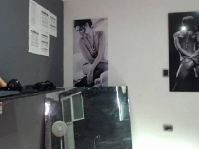 방송 스크린 샷 michellfox69