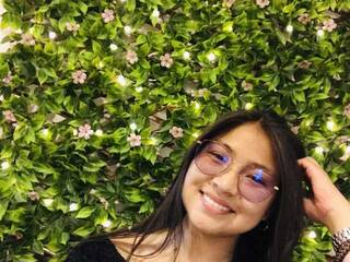 에로틱 한 영상 채팅 michellluna