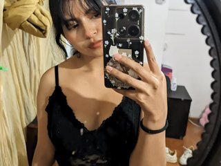 에로틱 한 영상 채팅 Michi55