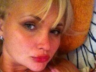 에로틱 한 영상 채팅 milachka77