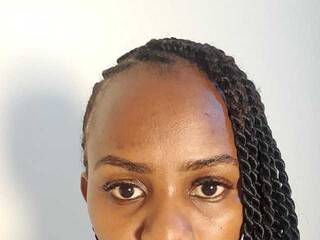 에로틱 한 영상 채팅 Miladoll