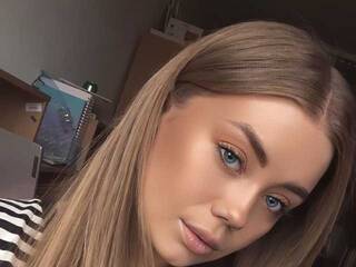 에로틱 한 영상 채팅 MilaFantasy