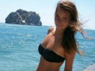 에로틱 한 영상 채팅 milanahot