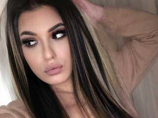 에로틱 한 영상 채팅 MilanSAce