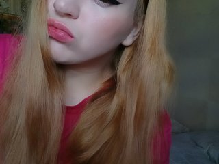 에로틱 한 영상 채팅 Milashka48