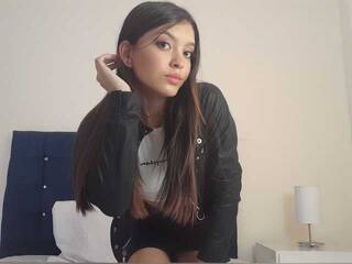 에로틱 한 영상 채팅 MileyMartini