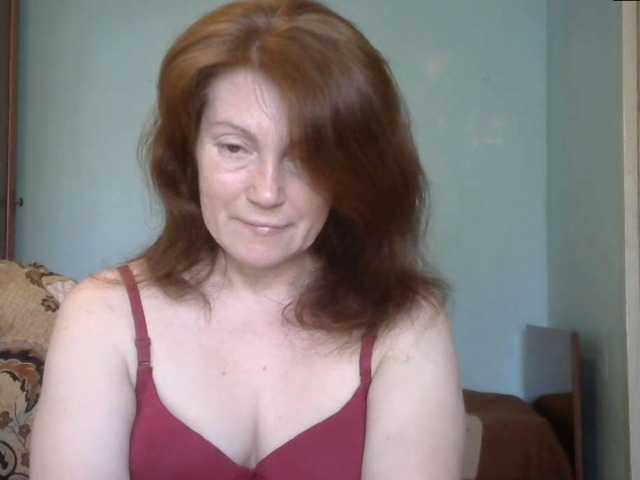 사진 MilfCarrliena Classic milf lets have some hot chat ! pvt , tips are welcome .* no russian