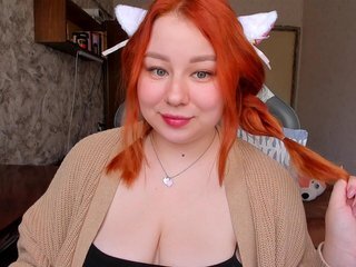 에로틱 한 영상 채팅 MilkaFoxy