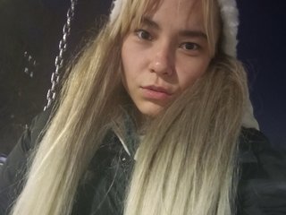 에로틱 한 영상 채팅 Milkyes