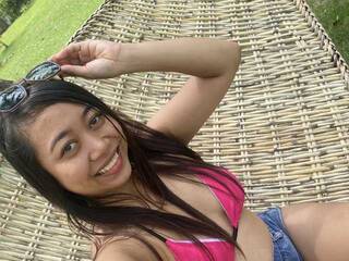 에로틱 한 영상 채팅 million-dollar-boobs