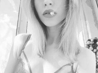 에로틱 한 영상 채팅 Millsss