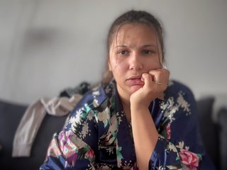 에로틱 한 영상 채팅 Minettesexy24