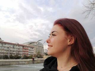 에로틱 한 영상 채팅 Mirameow1