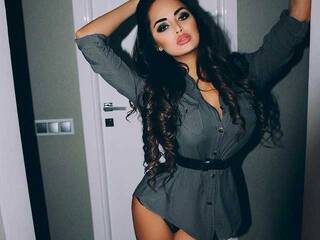 에로틱 한 영상 채팅 MirandaFleks