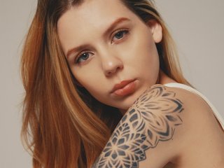 에로틱 한 영상 채팅 MirandaShaw