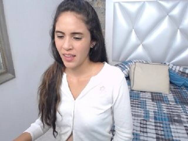 방송 스크린 샷 MirianaAvila