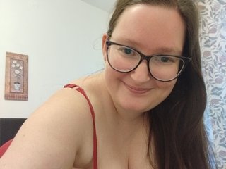 에로틱 한 영상 채팅 Miska154