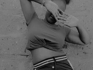 에로틱 한 영상 채팅 Missbee1