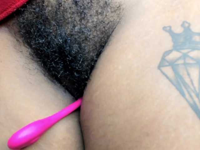 사진 MissBlackCandy hairy#squirt #hairy #feet #bush #ebony