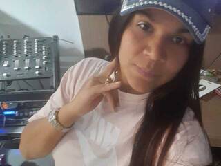 에로틱 한 영상 채팅 MissDevorah