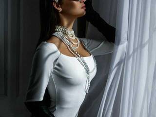 에로틱 한 영상 채팅 MissFox