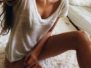 에로틱 한 영상 채팅 MissHotAssx