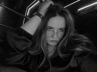 에로틱 한 영상 채팅 MissIriss1