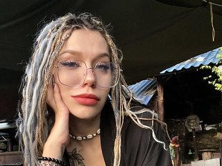 에로틱 한 영상 채팅 MissKiraRodshtein
