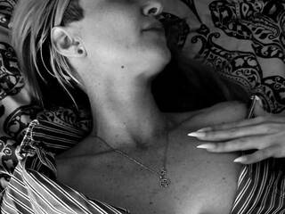 에로틱 한 영상 채팅 MissLizel