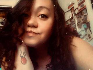 에로틱 한 영상 채팅 Misssuckalot