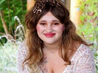 에로틱 한 영상 채팅 MissZuleea