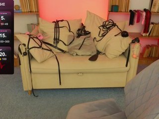 에로틱 한 영상 채팅 MistressMarcelline