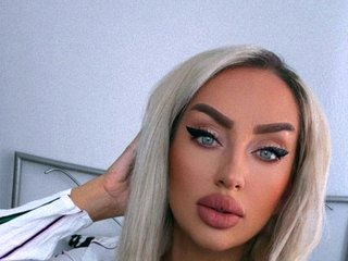 에로틱 한 영상 채팅 Mistresszora01