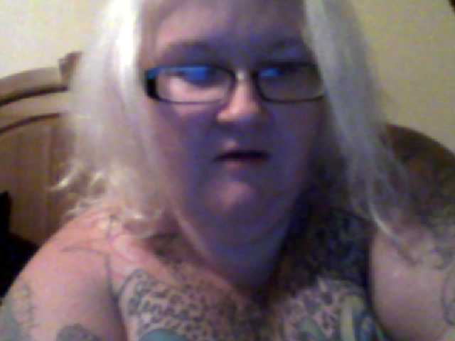 방송 스크린 샷 MitziMonroe