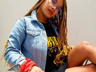 에로틱 한 영상 채팅 MoanaShelford