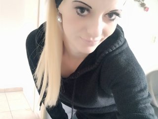 에로틱 한 영상 채팅 MoaningKitty23