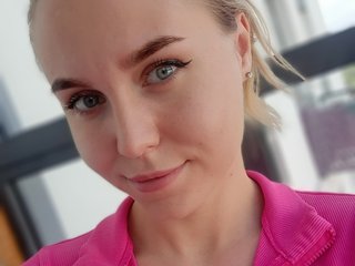 에로틱 한 영상 채팅 Molliea