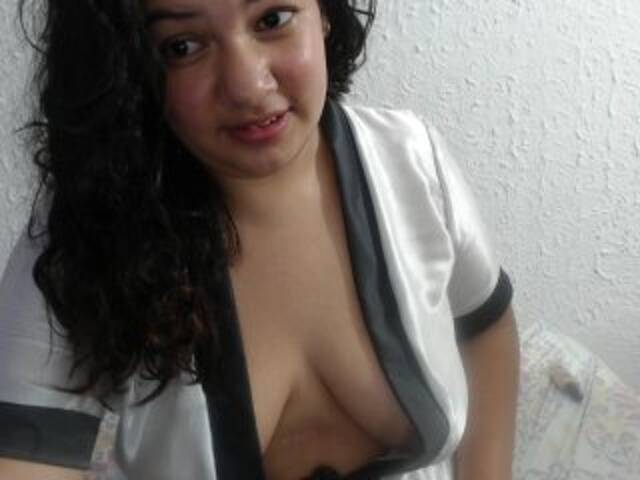 방송 스크린 샷 MollyBaker