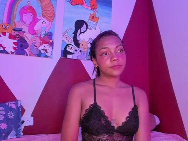 방송 스크린 샷 MollyBrown