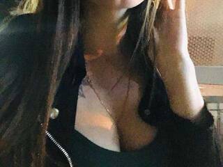 에로틱 한 영상 채팅 MollyMS