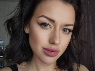 에로틱 한 영상 채팅 MonicaGaztambide