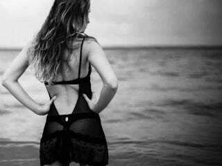 에로틱 한 영상 채팅 MonickaCz